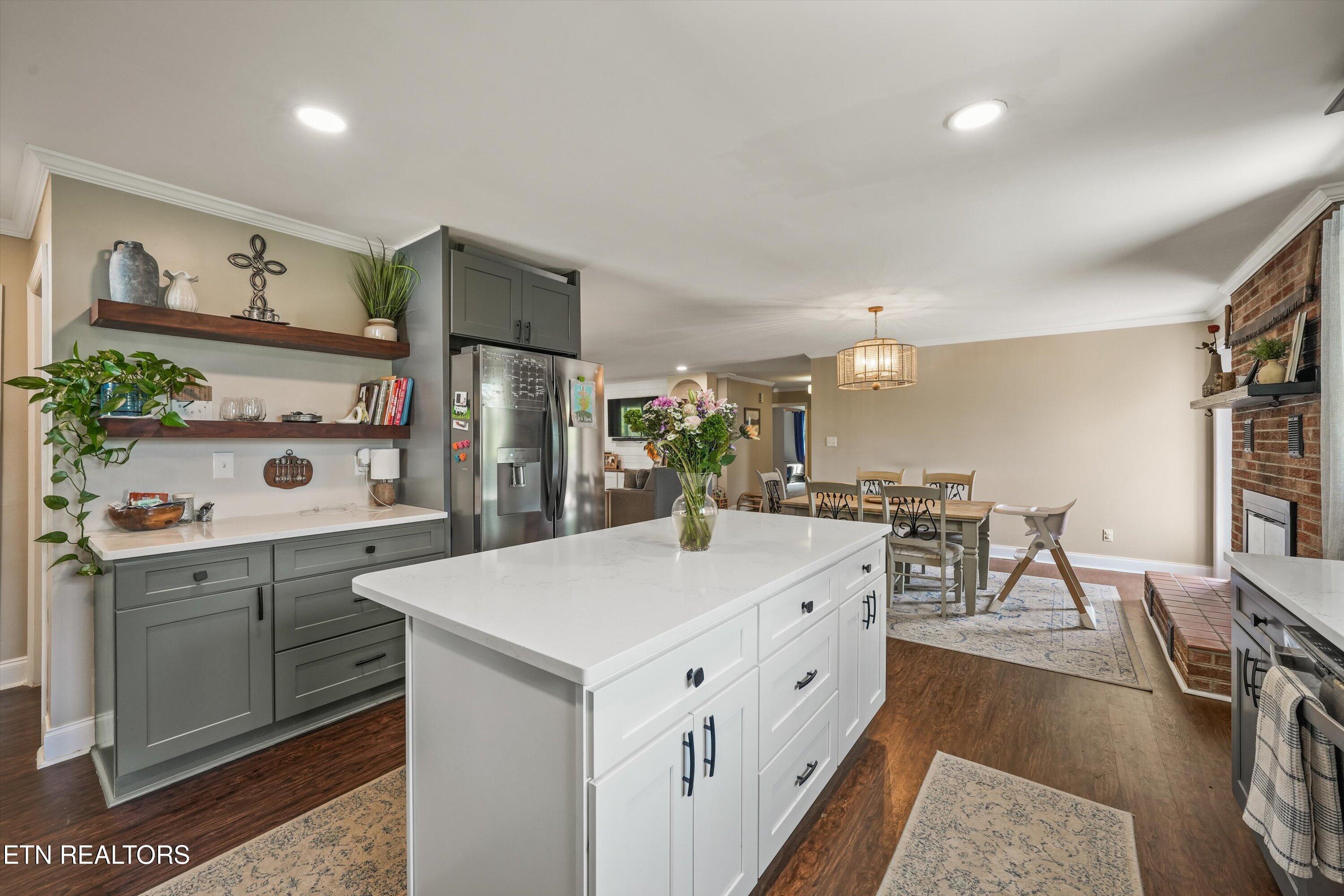429 Old Glory Road Maryville, TN 37801 - Photo 17 of 57 Updated Gourmet Kitchen