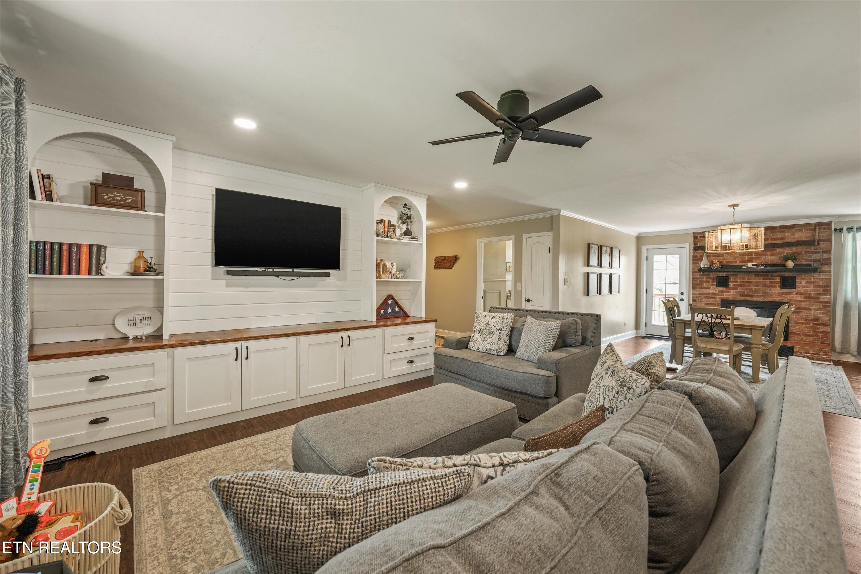 429 Old Glory Road Maryville, TN 37801 - Photo 10 of 57 Light-filled and Large Living Room