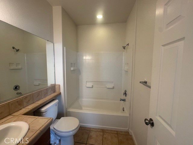 2310 Capri Chowchilla, CA 93610 - Photo 9 of 28
