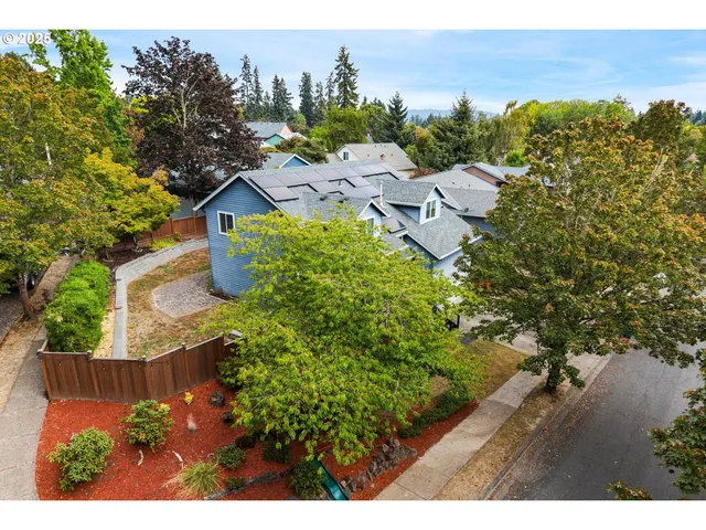 a view of a outdoor space