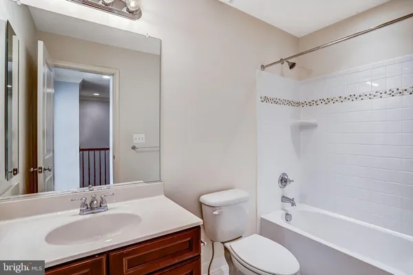 $3,250 | 1609 Poplar Run Drive, Silver Spring, MD 20906