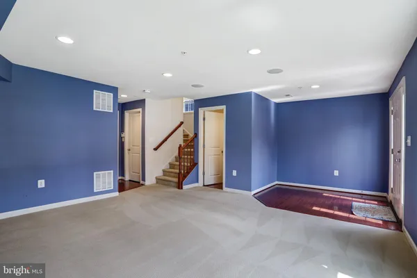 $3,250 | 1609 Poplar Run Drive, Silver Spring, MD 20906