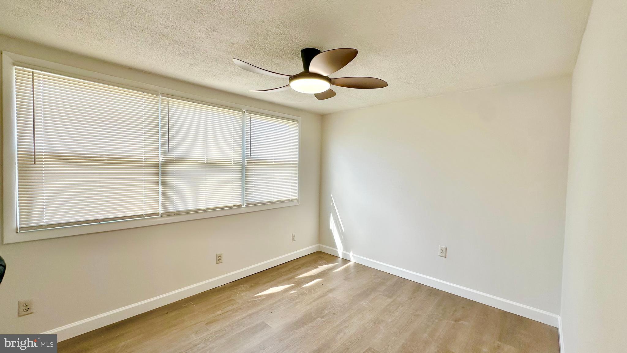 3111 Bero Road Baltimore, MD 21227 - Photo 14 of 17