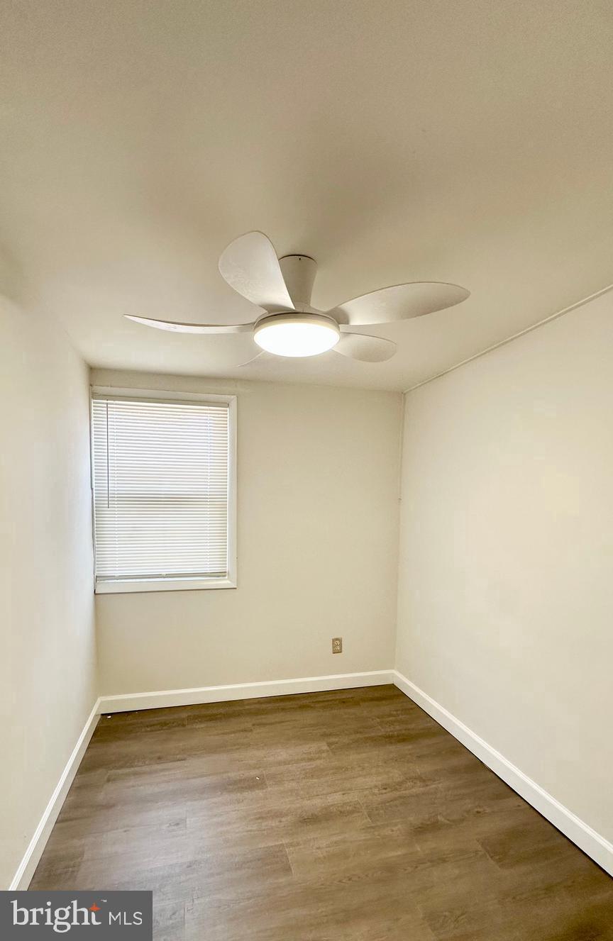 3111 Bero Road Baltimore, MD 21227 - Photo 10 of 17