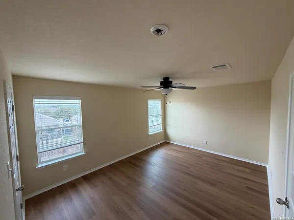 $1,875 | 11611 Wayward Daisy, San Antonio, TX 78245