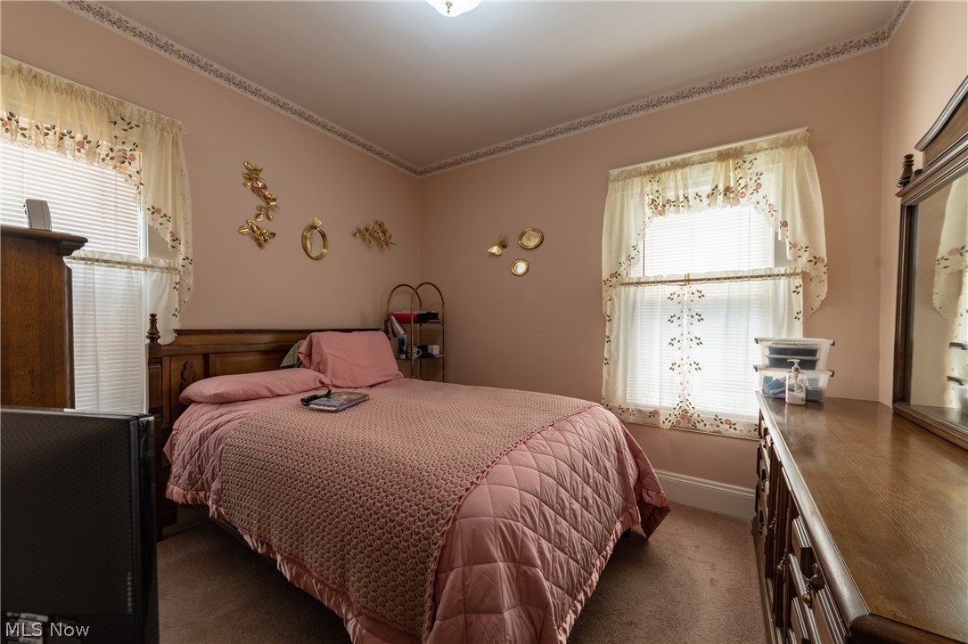 790 Alhambra Road Cleveland, OH 44110 - Photo 20 of 35
