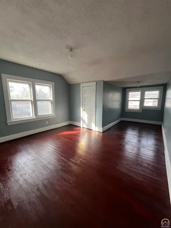 $1,450 | 810 Exchange Street, Emporia, KS 66801