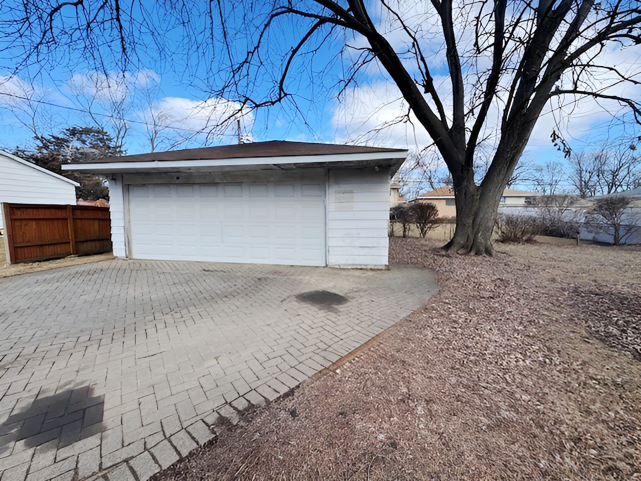 2736 Helen Drive Glenview, IL 60025 - Photo 11 of 47 a house view with a outdoor space