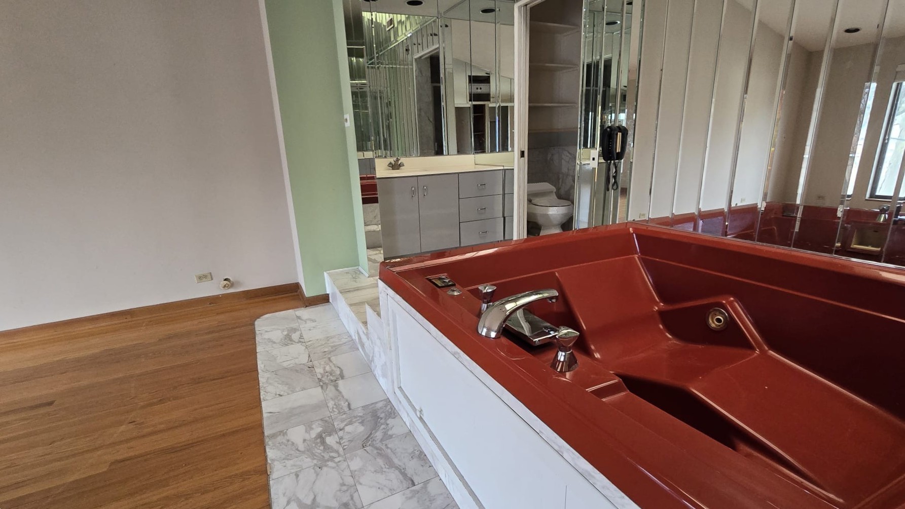 2736 Helen Drive Glenview, IL 60025 - Photo 38 of 47 a view of a balcony with furniture