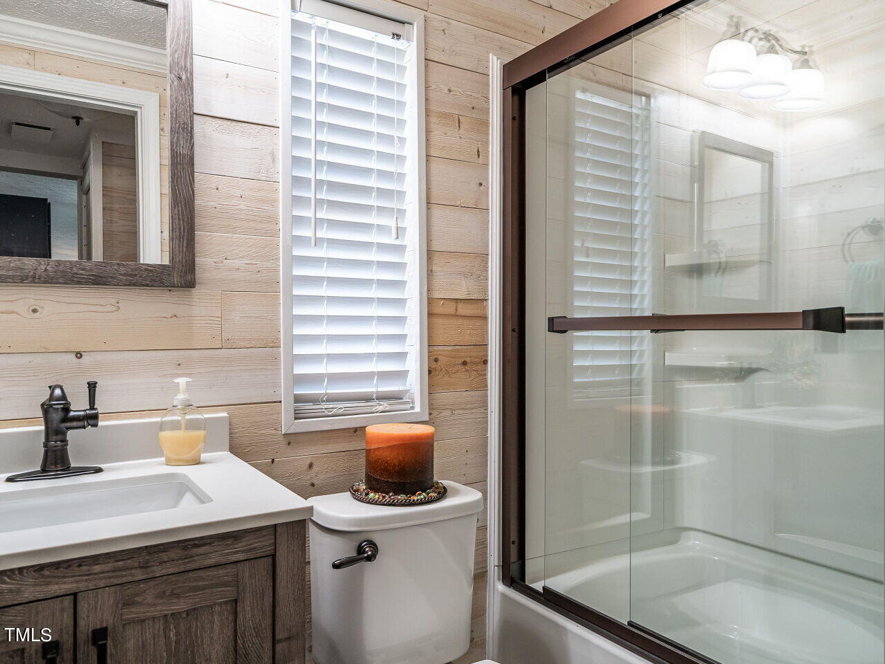 8437 Cunningham Road Zebulon, NC 27597 - Photo 23 of 33 024-1280x960-bathroom