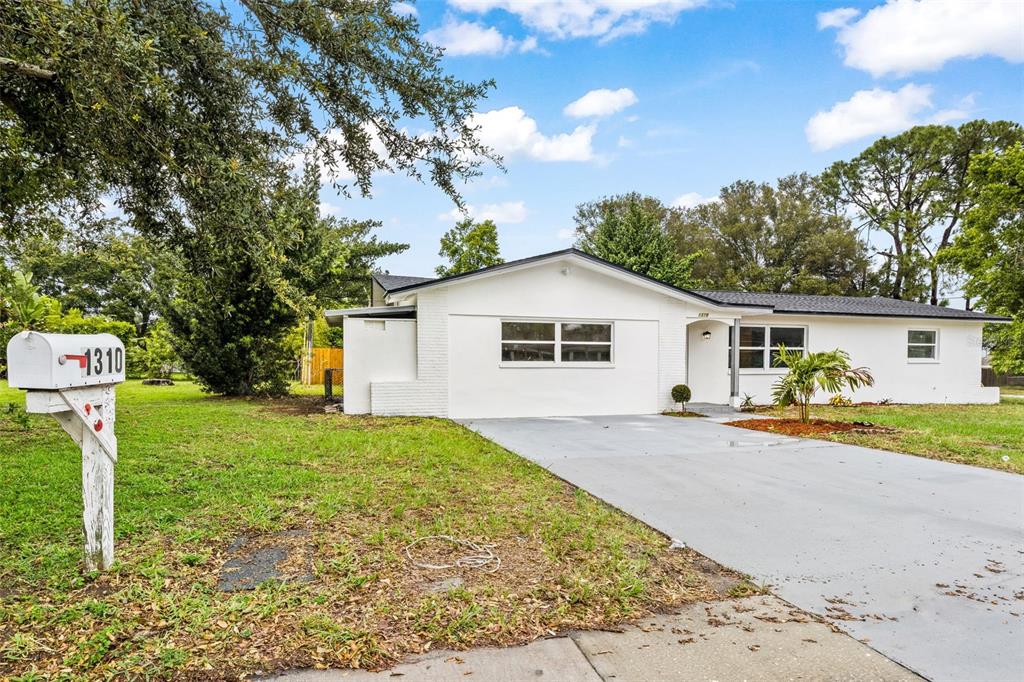 1310 Rosery Road Northeast Largo, FL 33770 - Photo 3 of 43 Gallery Image 3