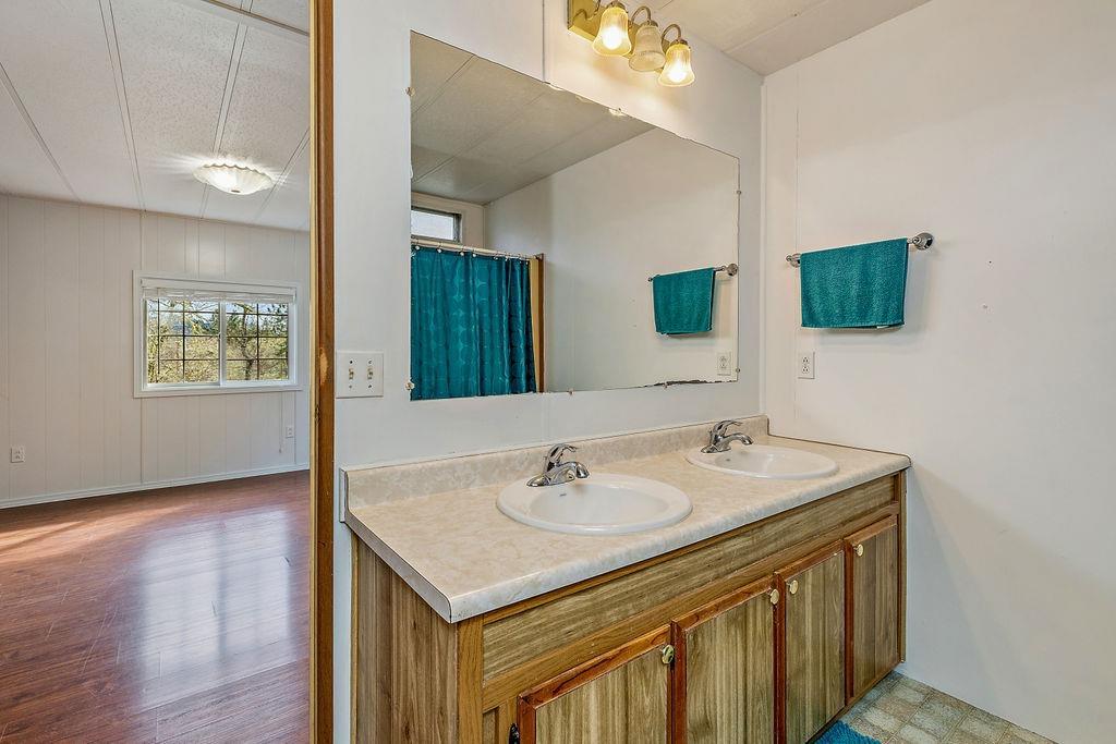 3220 Robertson Bridge Road Grants Pass, OR 97526 - Photo 31 of 35 Additional Photo