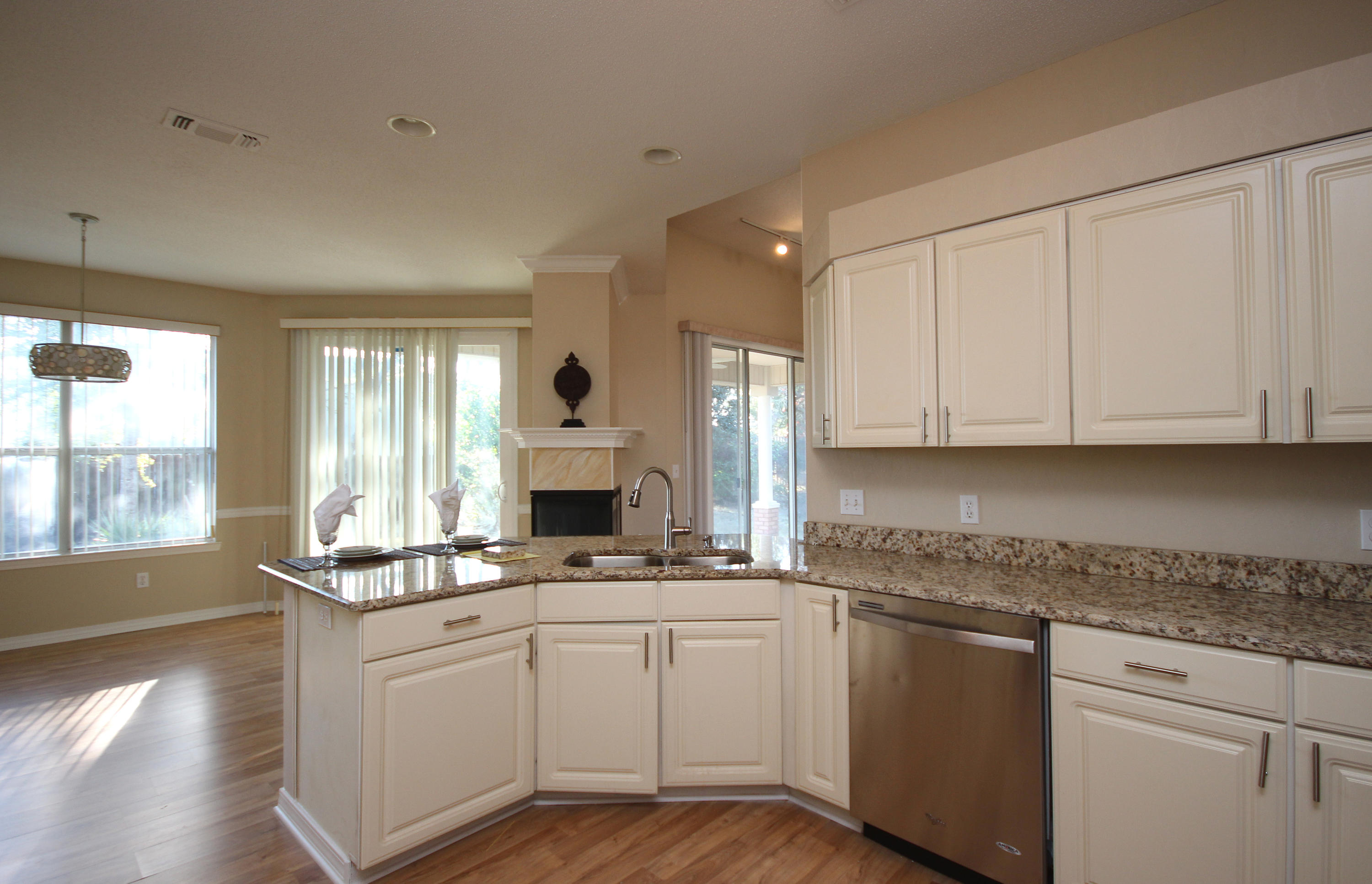 402 Ridge Wood Circle Destin, FL 32541 - Photo 9 of 22 Gallery Image 9
