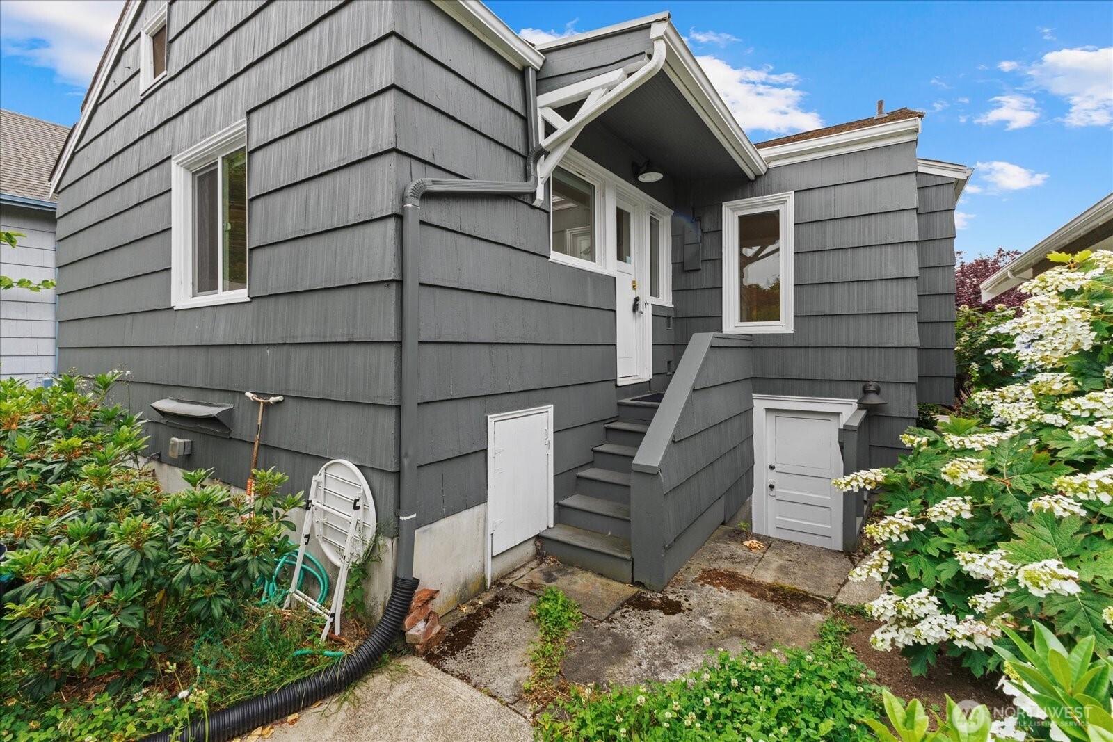 706 North 78th Street Seattle, WA 98103 - Photo 25 of 32