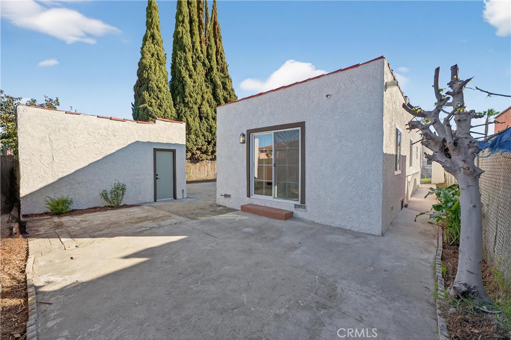 921 North Crane Avenue Compton, CA 90221 - Photo 14 of 17