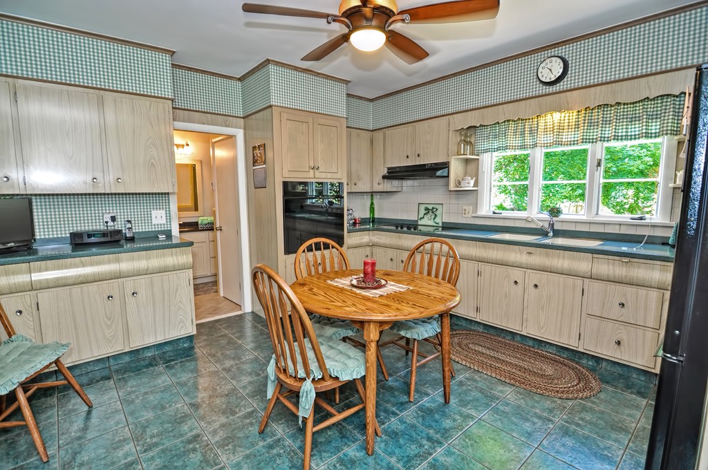 26 Purchase Street Taunton, MA 02780 - Photo 7 of 22