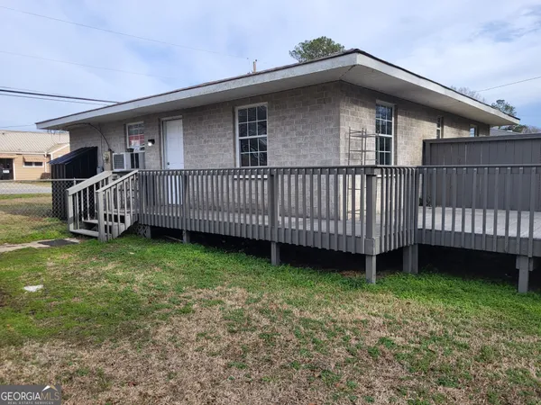 $112,500 | 2418 26th Avenue Southwest, Lanett, AL 36863