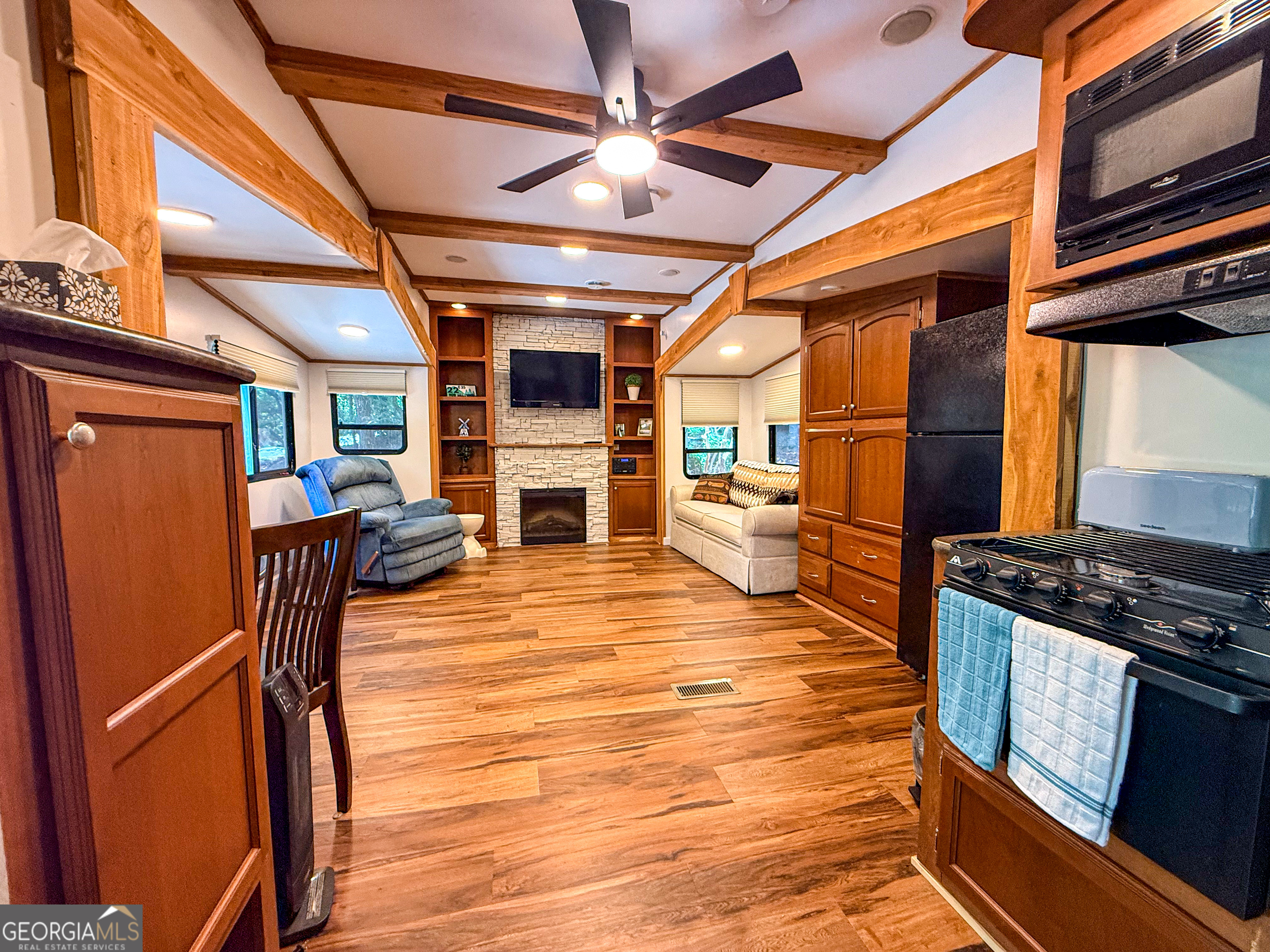 22 Nob Hill Ridge Cleveland, GA 30528 - Photo 7 of 27