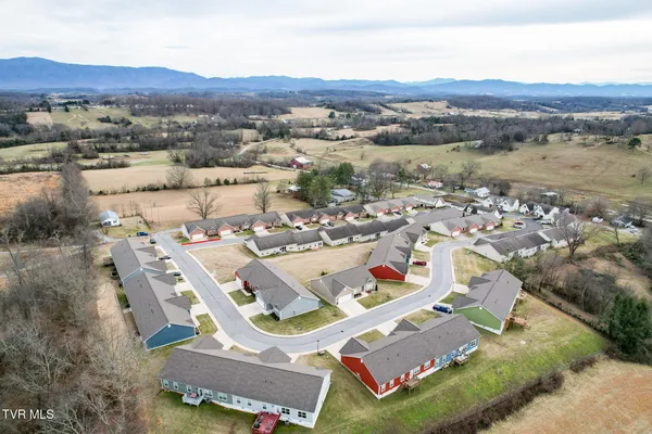 $319,900 | 132 Southridge Drive, Unit 1, Greeneville, TN 37743