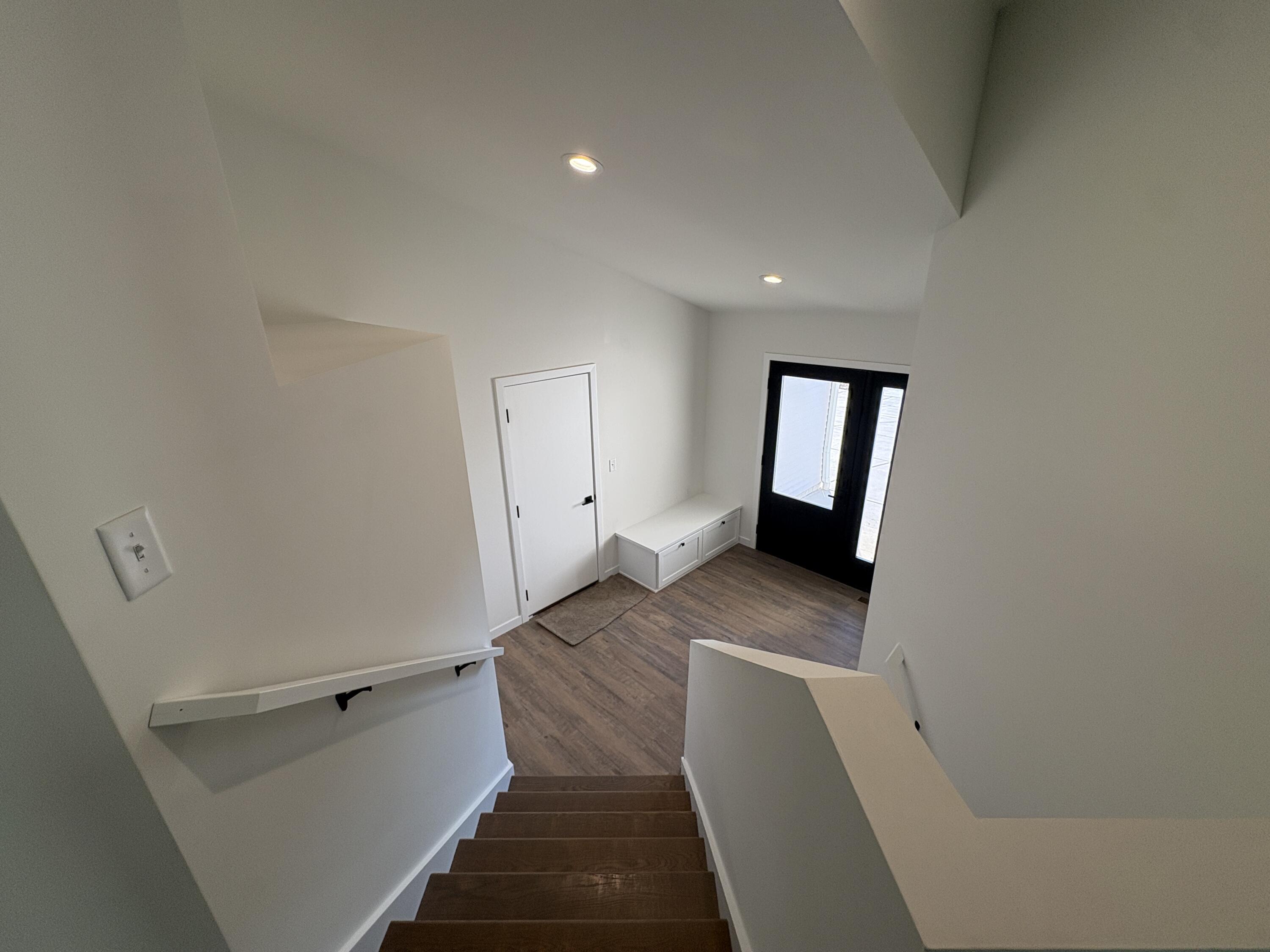 267 Cardinal Drive Sullivan, WI 53178 - Photo 21 of 37 Foyer