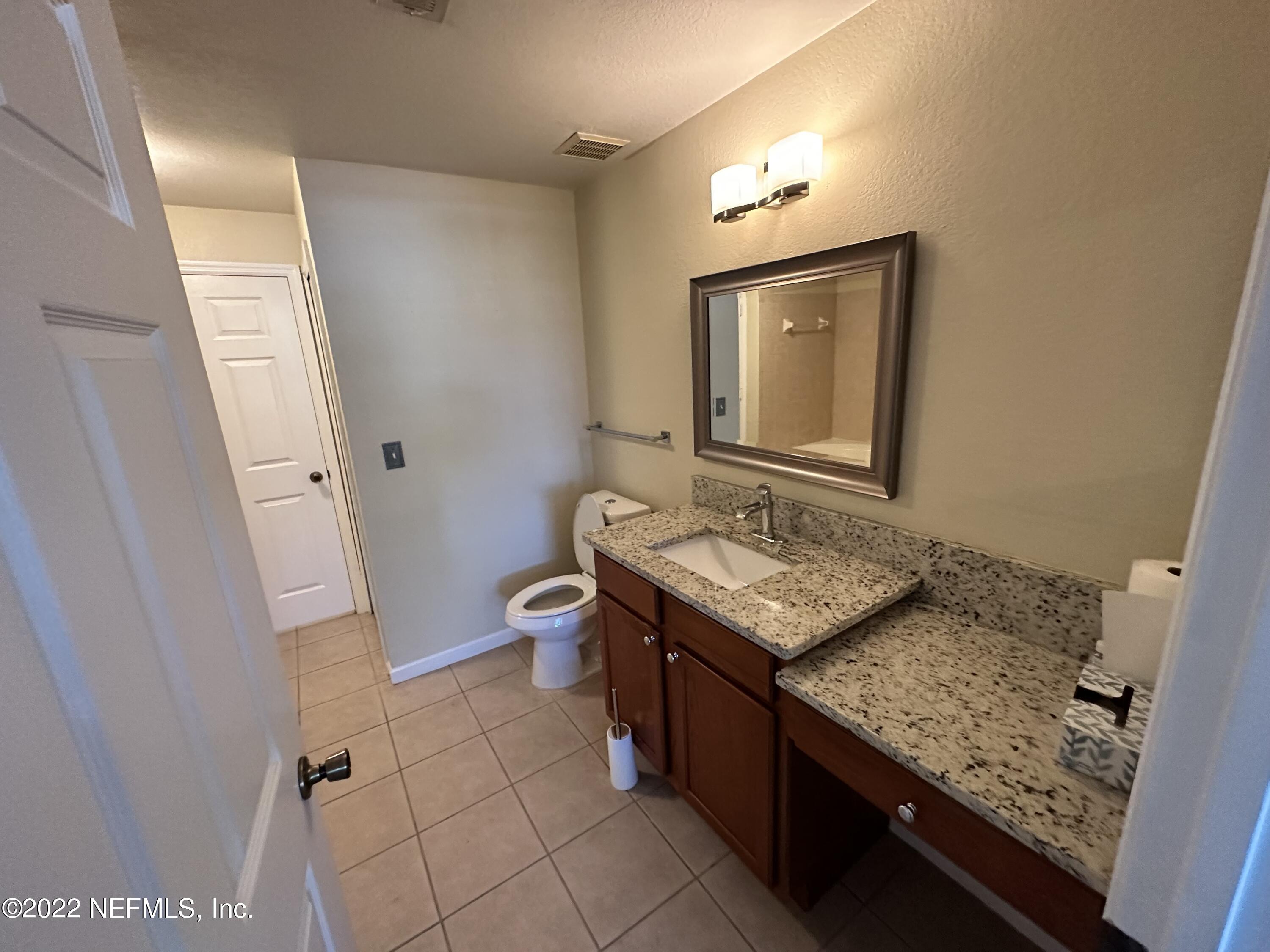 8550 Touchton Road, Unit 2017 Jacksonville, FL 32216 - Photo 11 of 16 IMG-0051