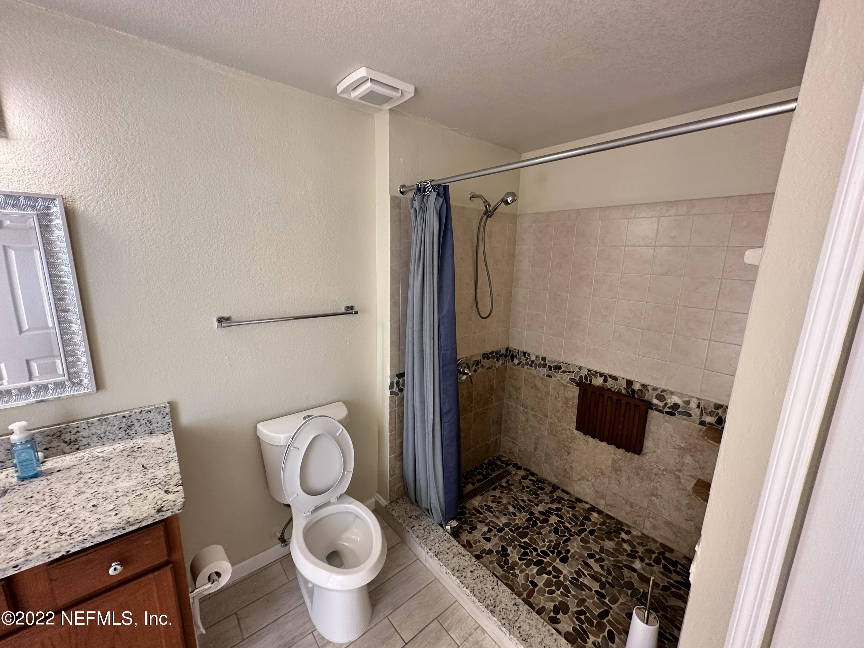 8550 Touchton Road, Unit 2017 Jacksonville, FL 32216 - Photo 8 of 16 IMG-0045