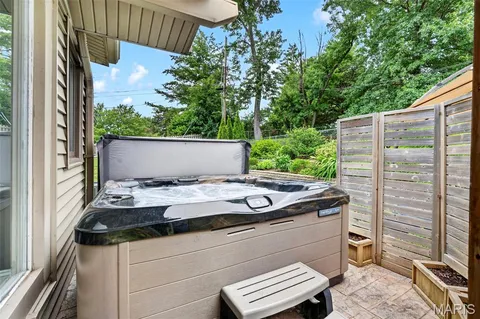 $535,000 | 13203 Dartagnan Court, St. Louis, MO 63141