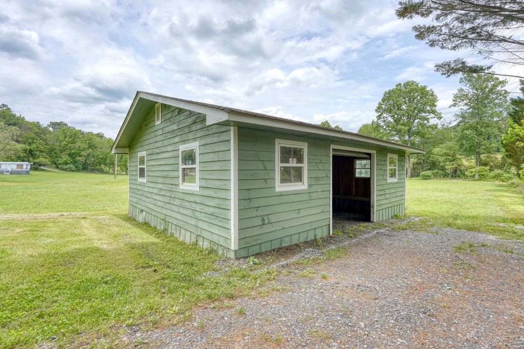 233 Messer Road Warne, NC 28909 - Photo 30 of 47