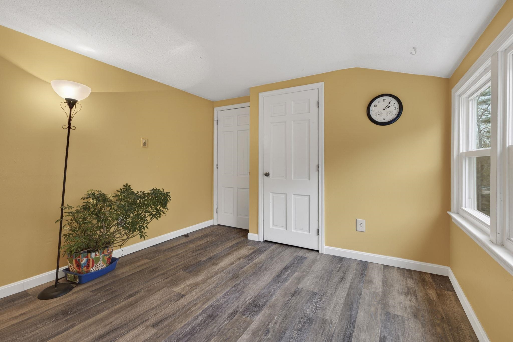 172 Warner Hill Road Derry, NH 03038 - Photo 19 of 39