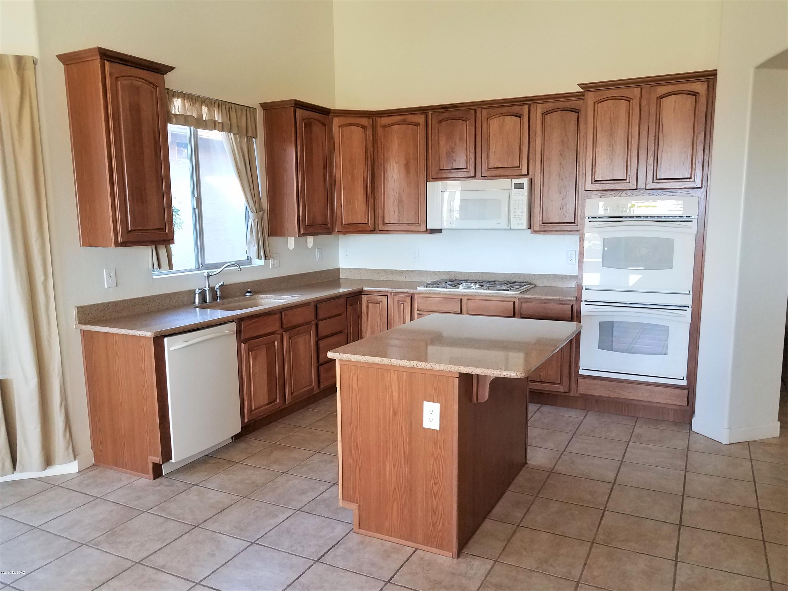 63153 East Flower Ridge Drive Tucson, AZ 85739 - Photo 17 of 43