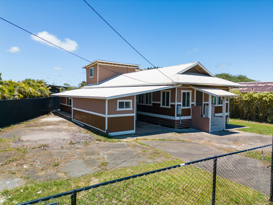 2114 Kaumana Drive, Hilo, HI 96720 Compass