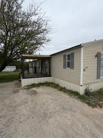 $975 | 1620 East Reno Road, Unit 17, Azle, TX 76020