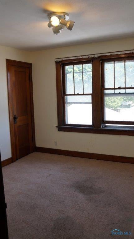 5029 Bennett Road Toledo, OH 43612 - Photo 11 of 11 Gallery Image 11