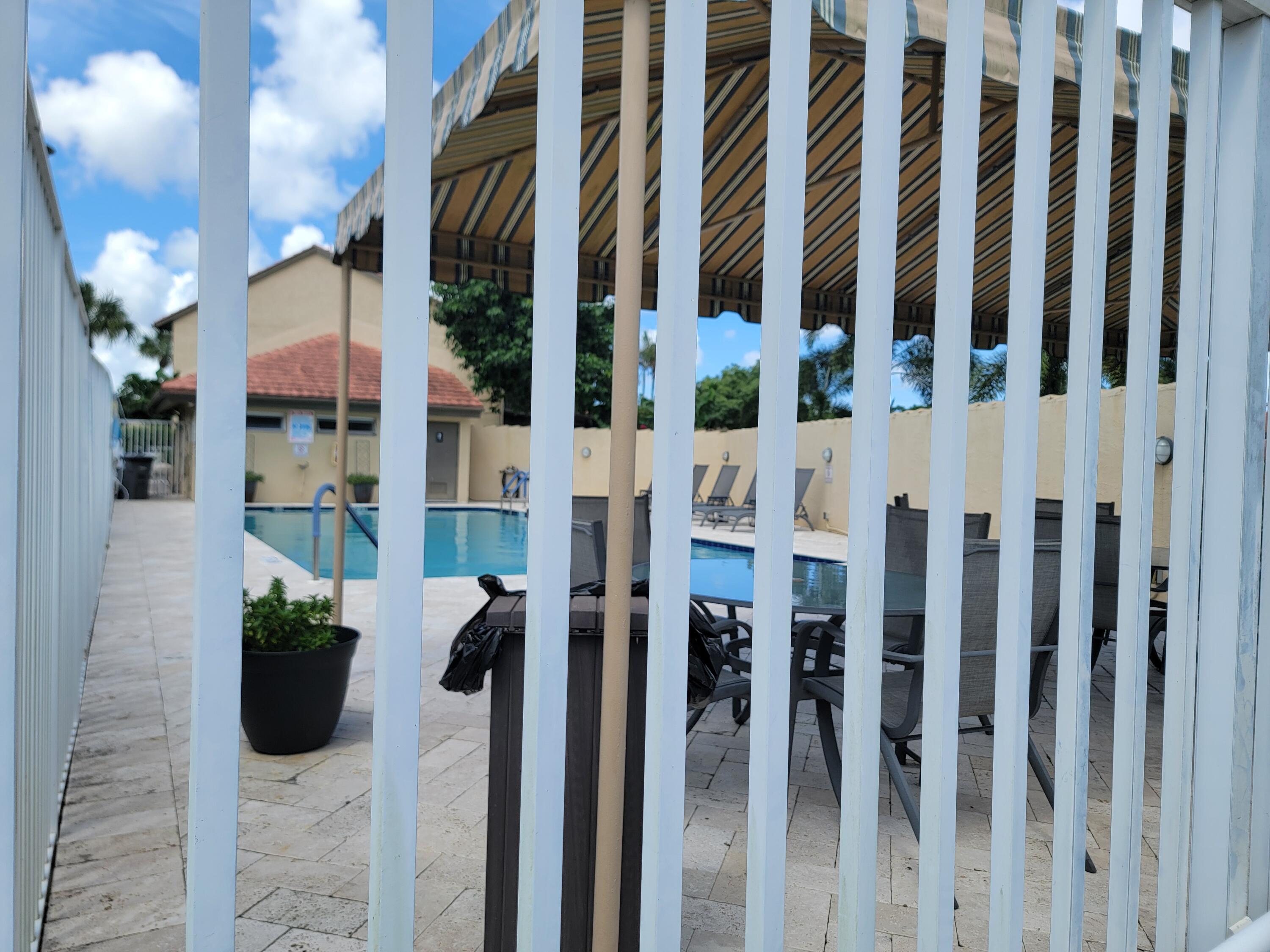 11115 Oakdale Road Boynton Beach, FL 33437 - Photo 11 of 30 20240827_145933