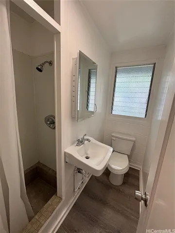 $1,525 | 927 Hausten Street, Unit F, Honolulu, HI 96826