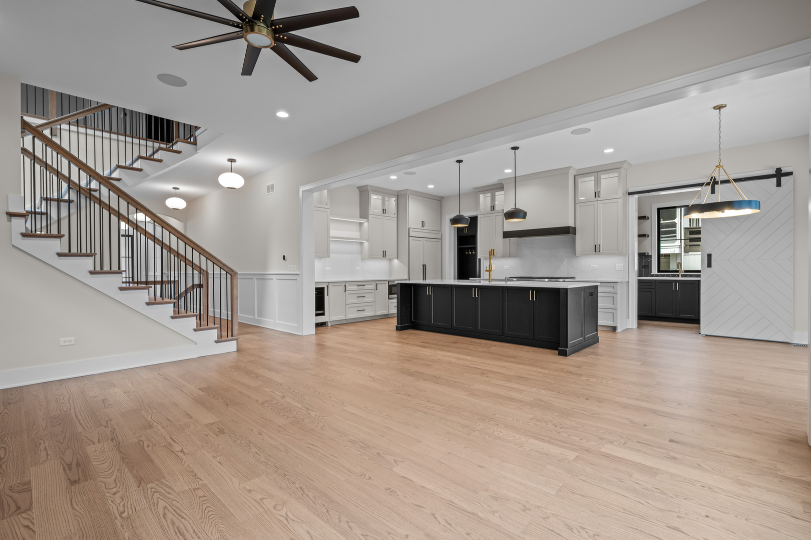 328 South Loomis Street Naperville, IL 60540 - Photo 12 of 43