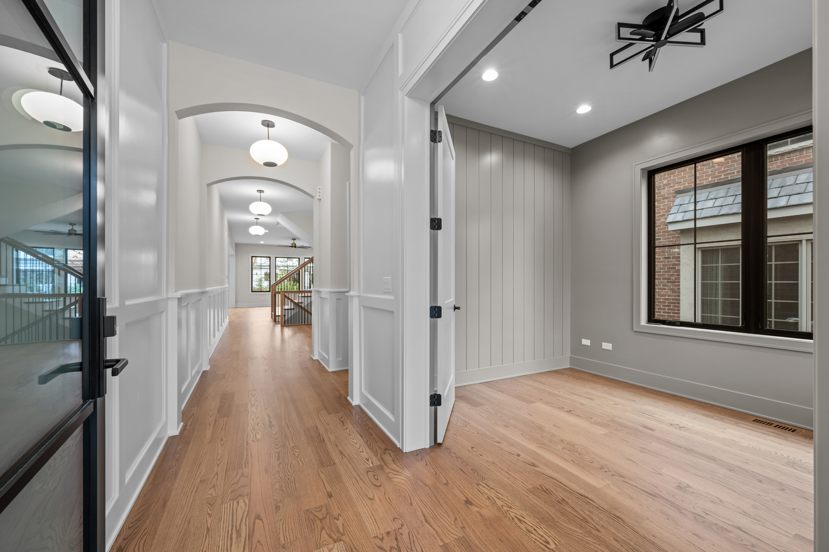 328 South Loomis Street Naperville, IL 60540 - Photo 2 of 43