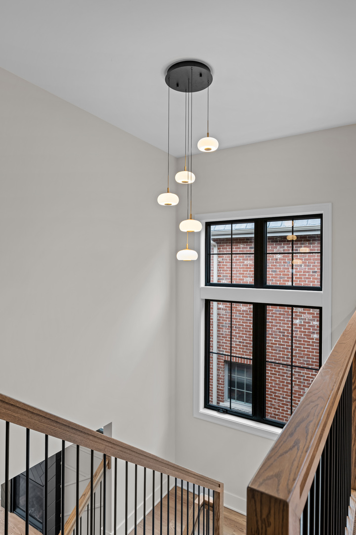 328 South Loomis Street Naperville, IL 60540 - Photo 24 of 43