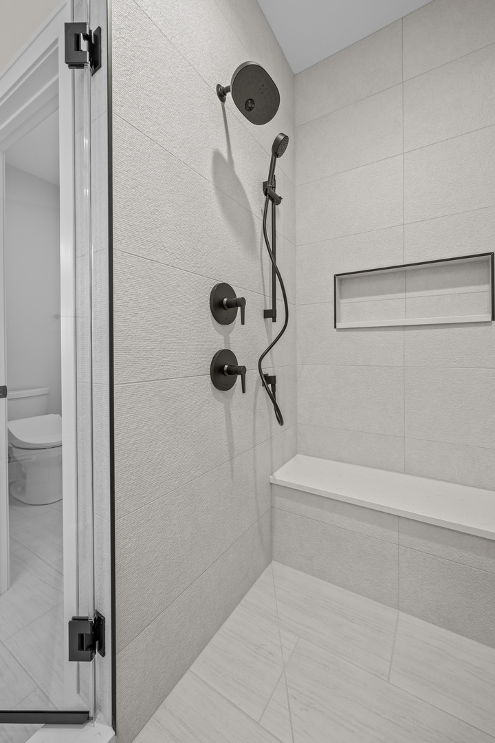 328 South Loomis Street Naperville, IL 60540 - Photo 30 of 43