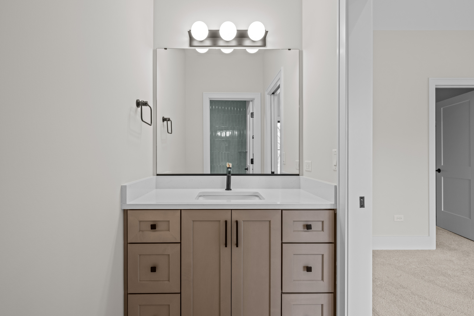 328 South Loomis Street Naperville, IL 60540 - Photo 33 of 43