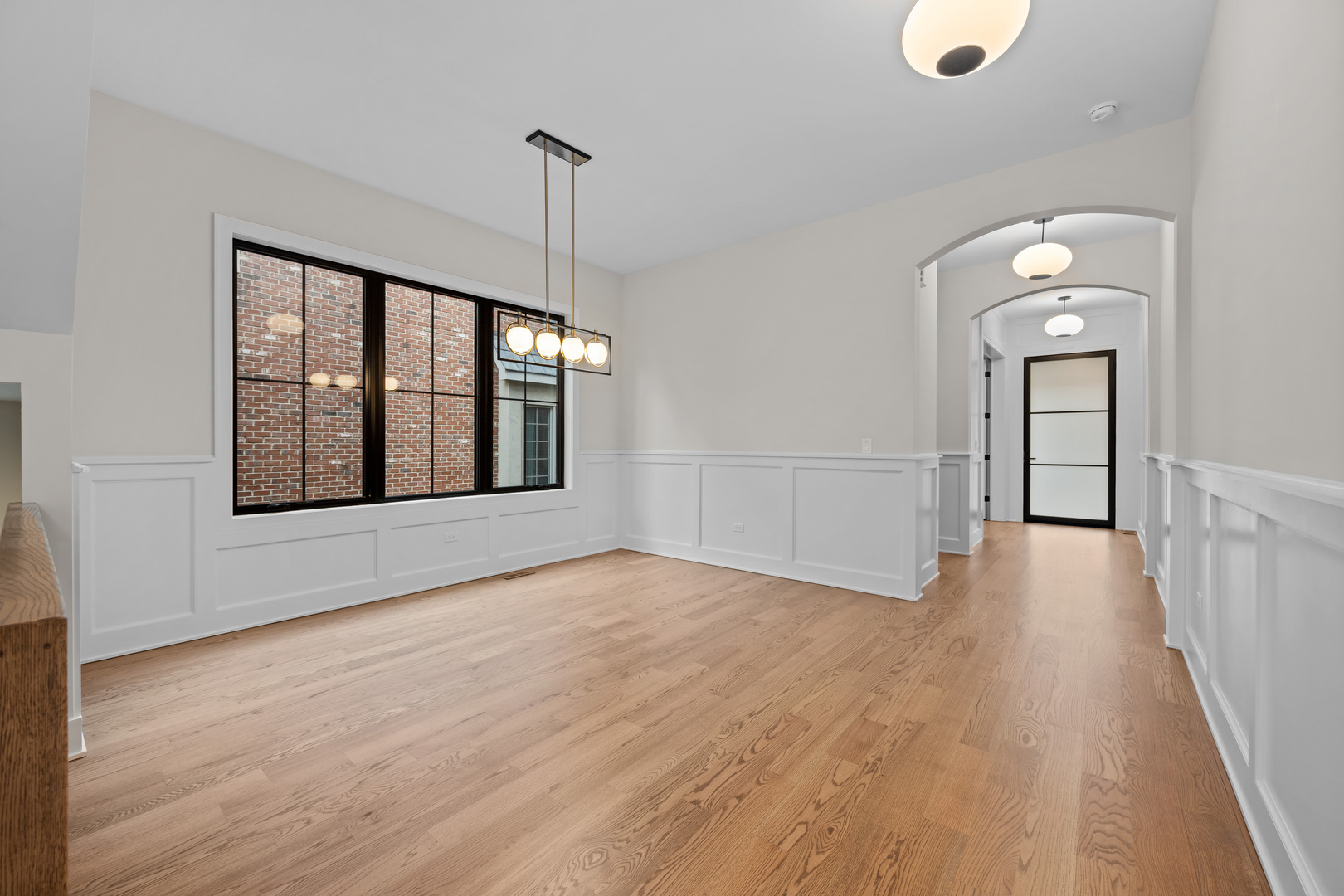 328 South Loomis Street Naperville, IL 60540 - Photo 4 of 43