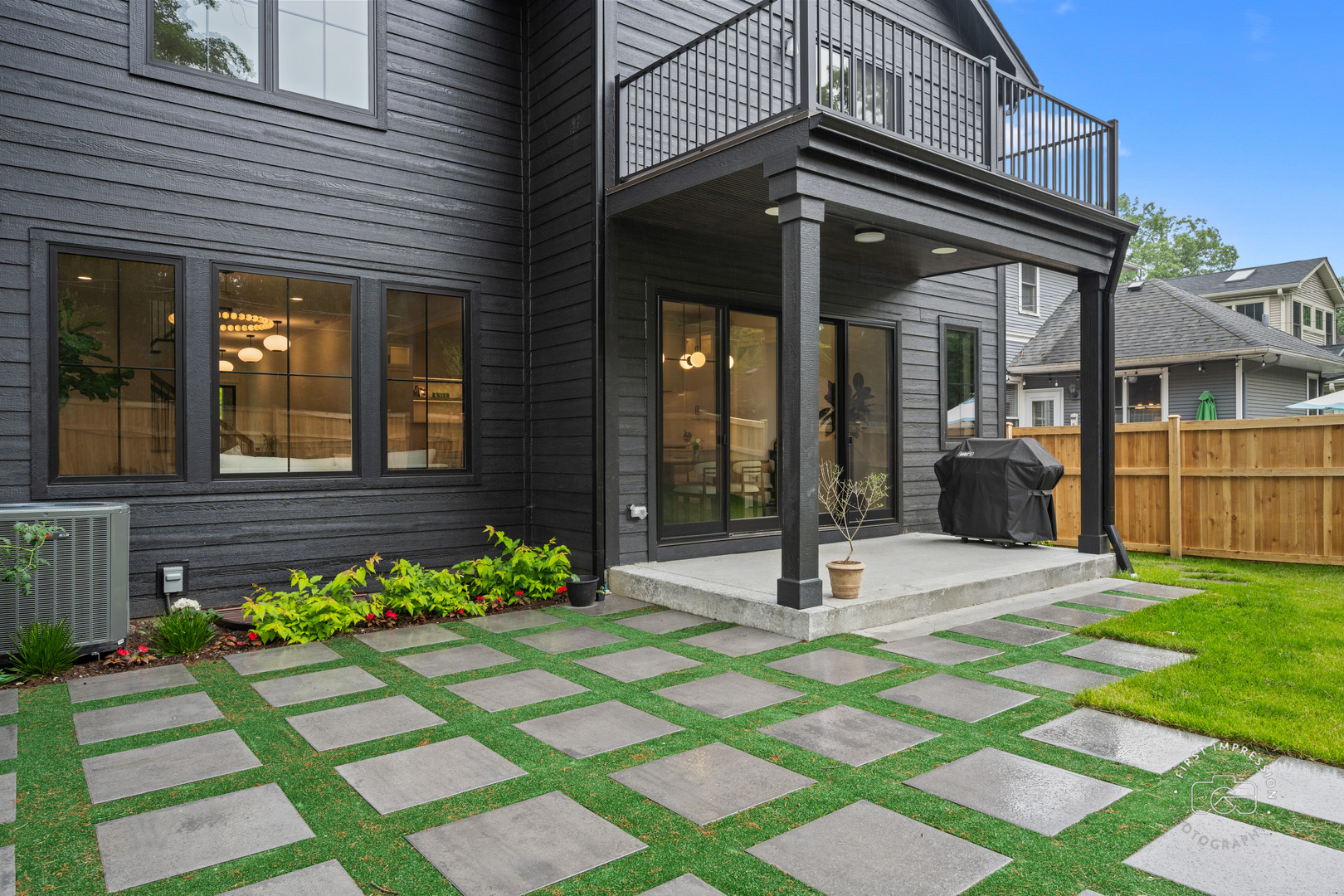 328 South Loomis Street Naperville, IL 60540 - Photo 45 of 47 a view of a house with a garden