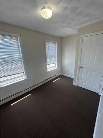 $1,800 | 575 Main Street, East Greenwich, RI 02818