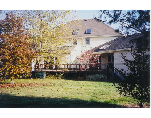 134 Madison Road Northborough, MA 01532 - Photo 6 of 6 Gallery Image 6
