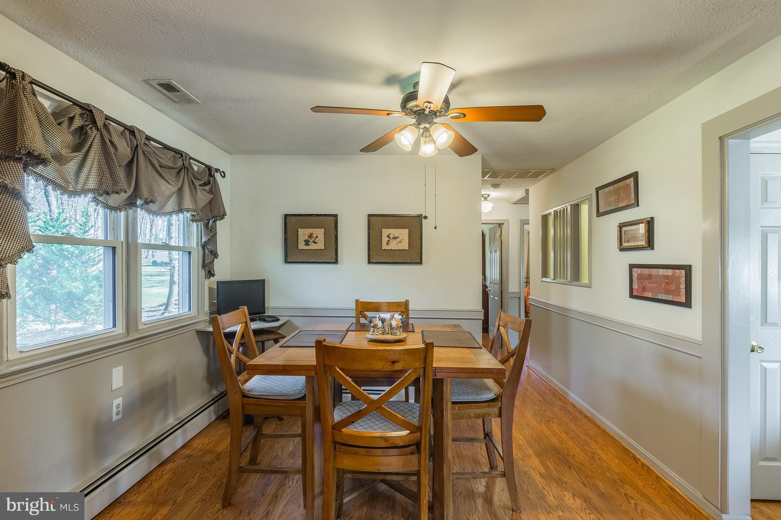 8022 Sinclair Mill Road Manassas, VA 20112 - Photo 13 of 30 Dining Room