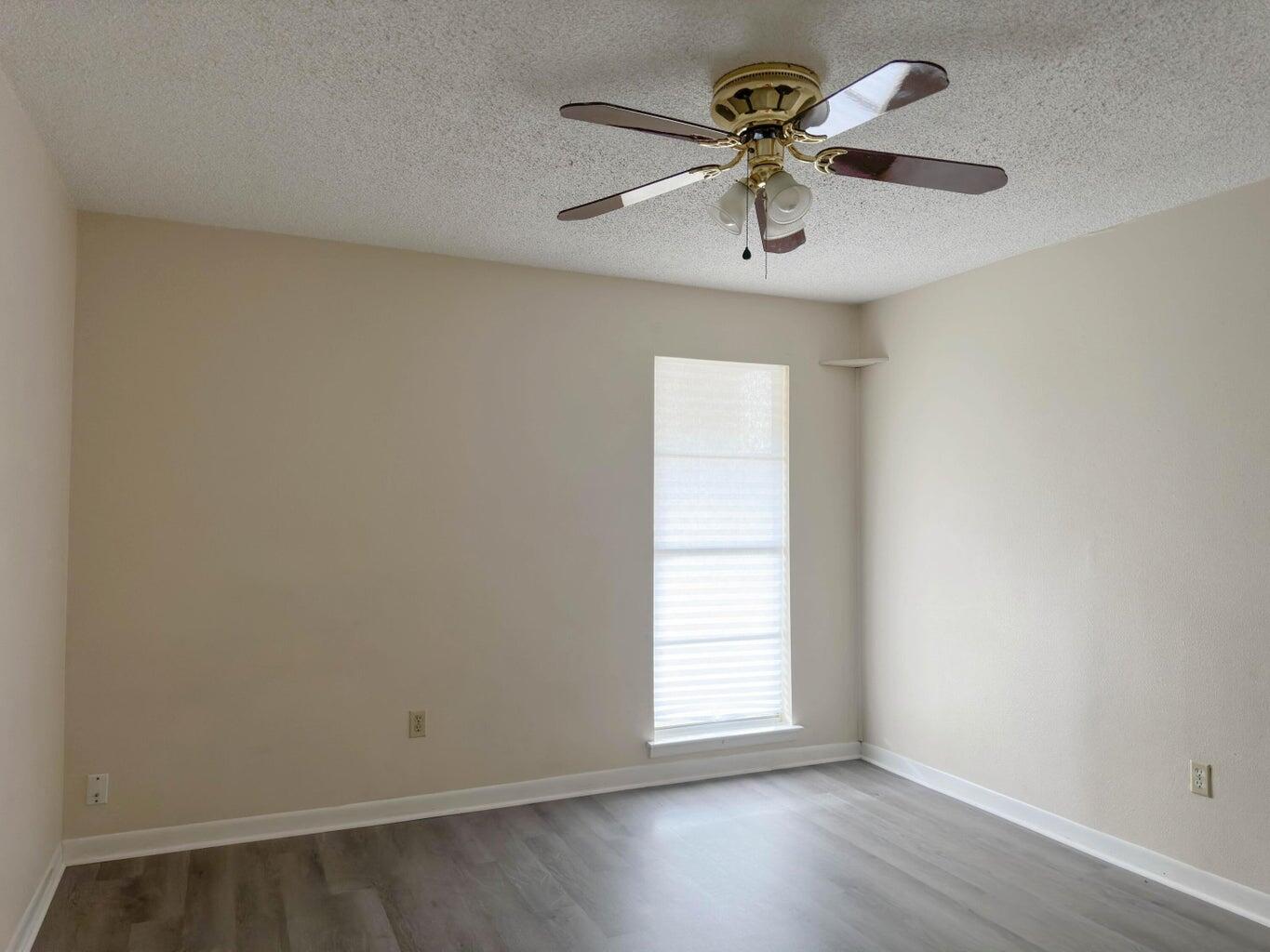 210 Pelham Road, Unit 103B Fort Walton Beach, FL 32547 - Photo 15 of 20 BR1