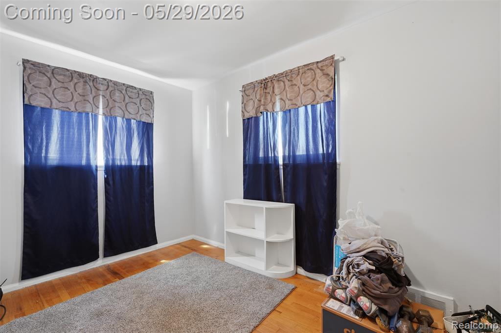 24237 Roxana Avenue Eastpointe, MI 48021 - Photo 17 of 31