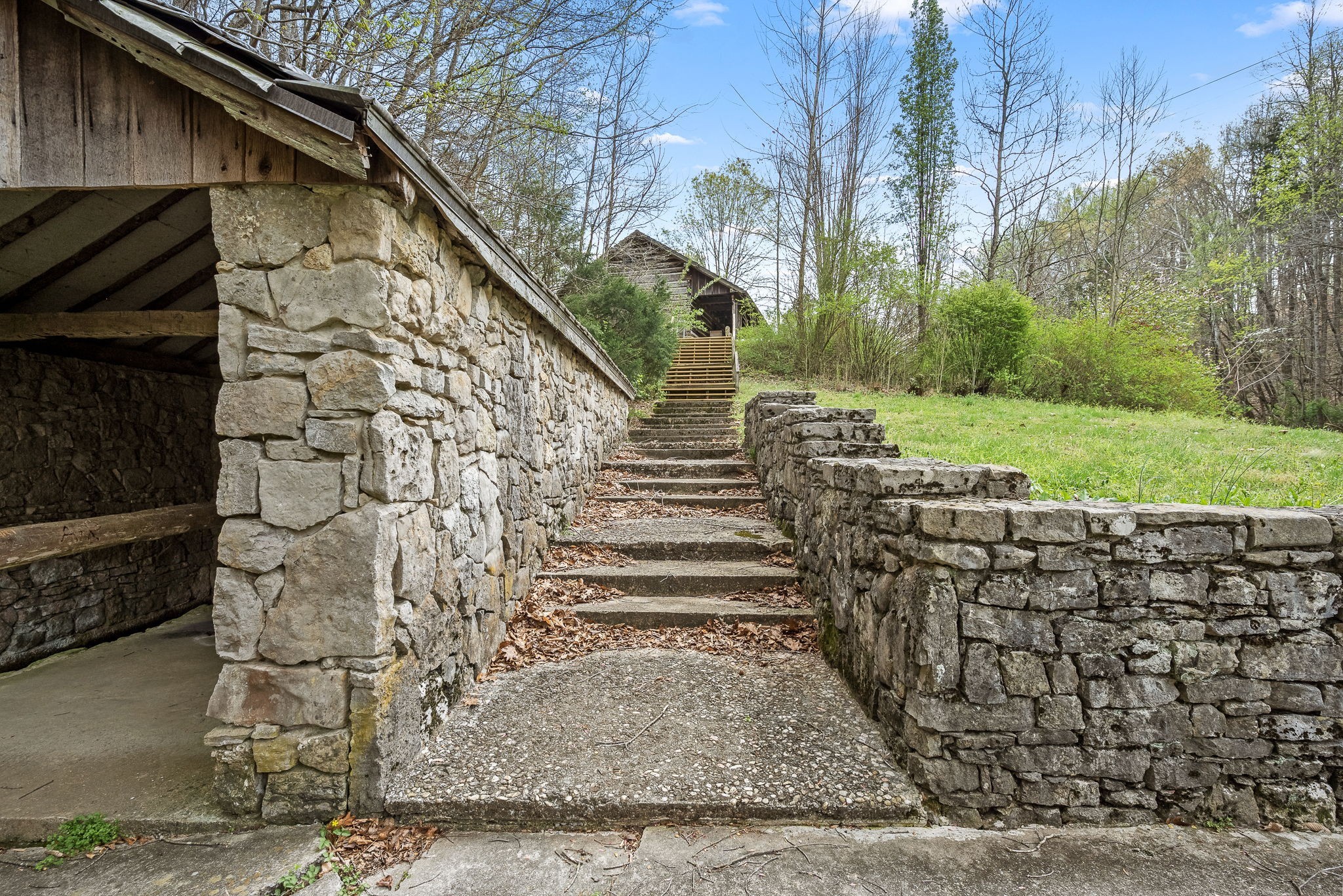 2708 Ledford Mill Road Normandy, TN 37360 - Photo 6 of 99