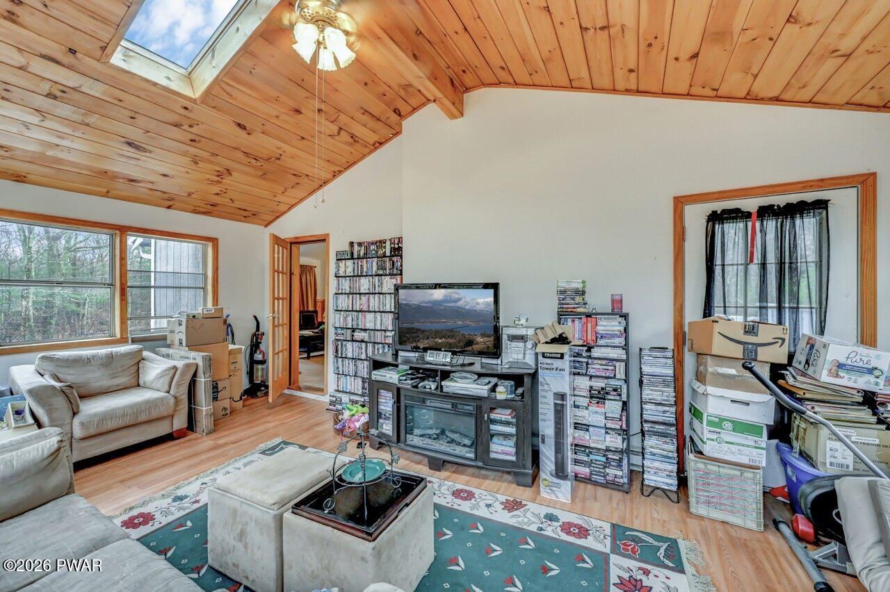 100 Fox Road Dingmans Ferry, PA 18328 - Photo 47 of 51