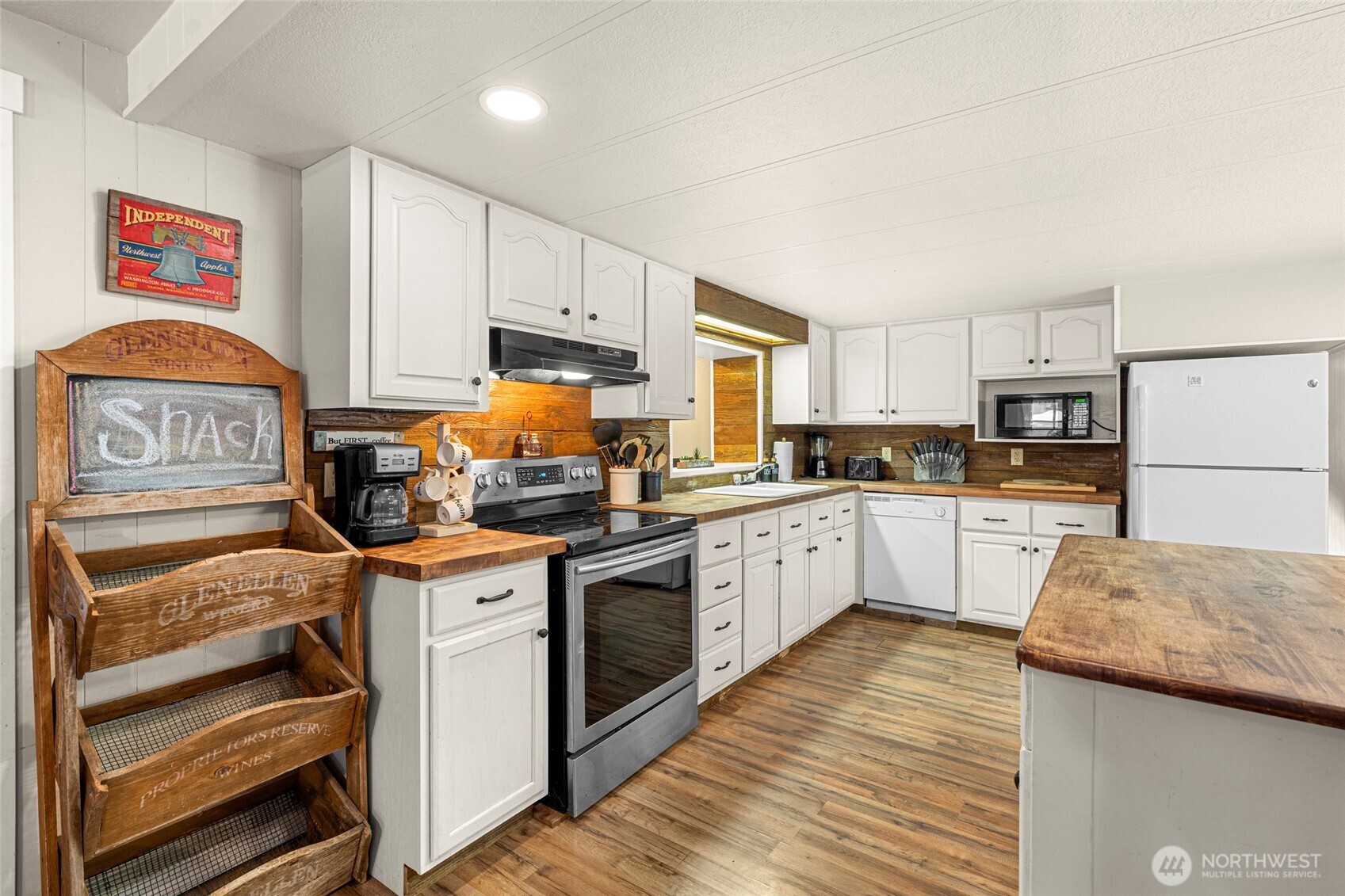 21823 Colt Road Leavenworth, WA 98826 - Photo 13 of 29